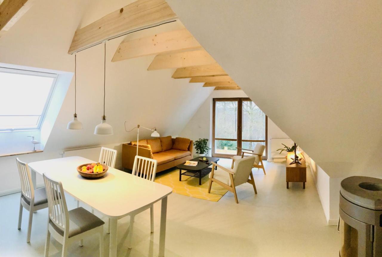 Moorblick! Grosse Dachwohnung Mit Kamin Und Sauna Leck Bagian luar foto