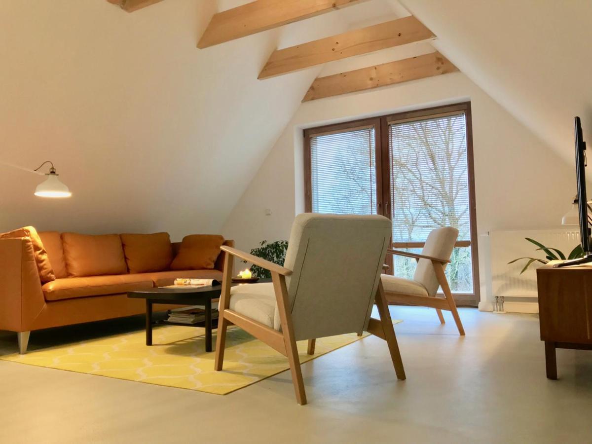 Moorblick! Grosse Dachwohnung Mit Kamin Und Sauna Leck Bagian luar foto