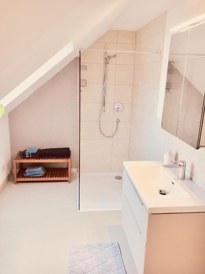 Moorblick! Grosse Dachwohnung Mit Kamin Und Sauna Leck Bagian luar foto