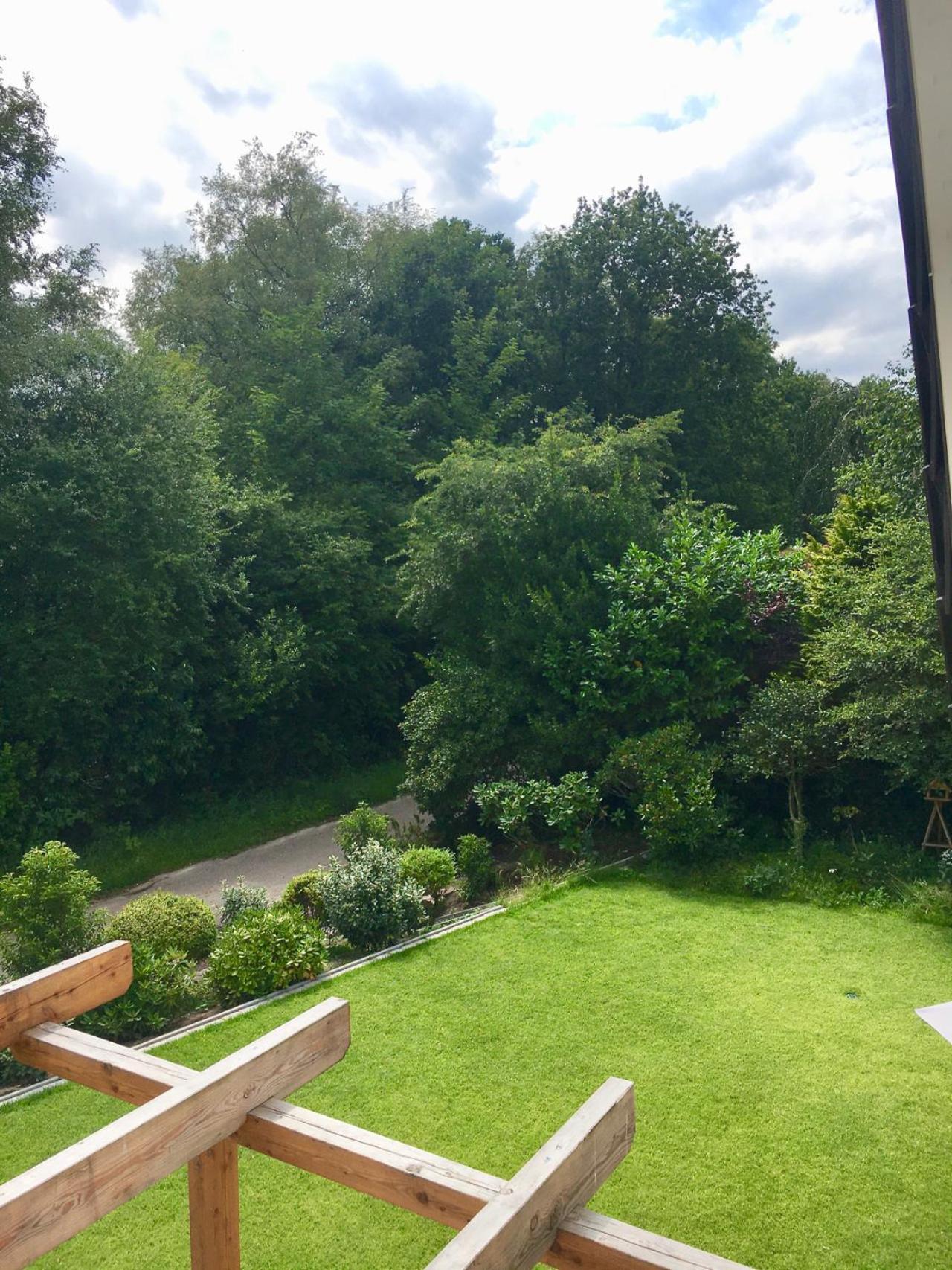 Moorblick! Grosse Dachwohnung Mit Kamin Und Sauna Leck Bagian luar foto